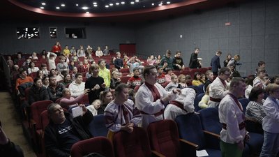 У Вінниці влаштували інтерактивну виставу для дітей-переселенців із Херсонщини У Вінниці влаштували інтерактивну виставу для дітей-переселенців із Херсонщини