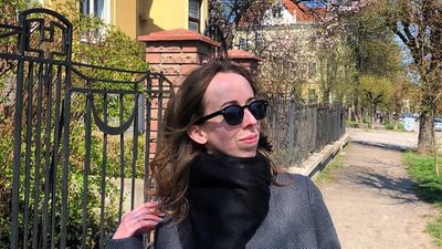 Привіт з Буковини. Як чернівчанки розповідають про війну в Україні іноземцям Привіт з Буковини. Як чернівчанки розповідають про війну в Україні іноземцям