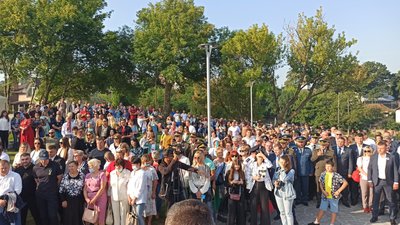 У Вінниці у День державного прапора підняли найбільший стяг в області