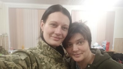 Замість сукні і квітів – автомат і військова форма. Історія вінничанки Надії Дмитрієвої Замість сукні і квітів – автомат і військова форма. Історія вінничанки Надії Дмитрієвої