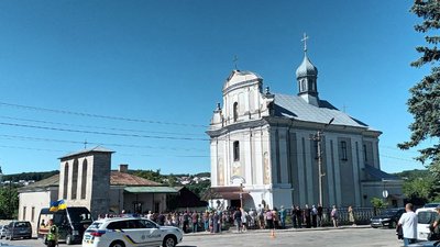 На Тернопільщині попрощалися із загиблими в російсько-українській війні бійцями На Тернопільщині попрощалися із загиблими в російсько-українській війні бійцями