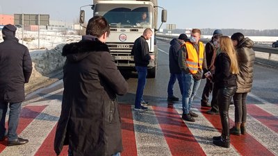 На Житомирщині протестувальники перекривають трасу Київ-Чоп (ОНОВЛЮЄТЬСЯ)