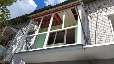 Ракетний обстріл Охтирки: як виглядають пошкоджені приміщення Ракетний обстріл Охтирки: як виглядають пошкоджені приміщення