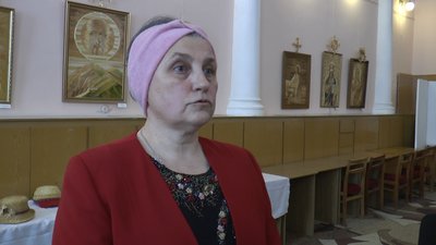 У Франківську відкрили виставку ікон, картини та головних уборів із соломи