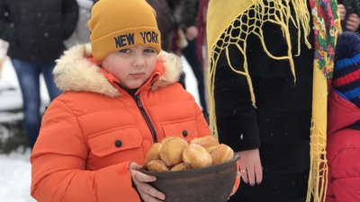 В Яблунові на Прикарпатті проводять Розколяду-2021 В Яблунові на Прикарпатті проводять Розколяду-2021