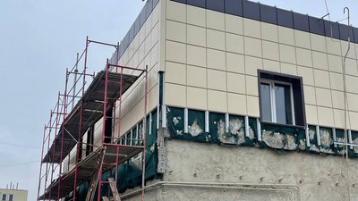 Капремонт будівлі для центру проживання переселенців в Одесі здорожчав майже на 25 мільйонів гривень