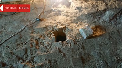 Під вежею Луцького замку знайшли таємні кімнати. Там може бути зброя, – кажуть археологи Під вежею Луцького замку знайшли таємні кімнати. Там може бути зброя, – кажуть археологи