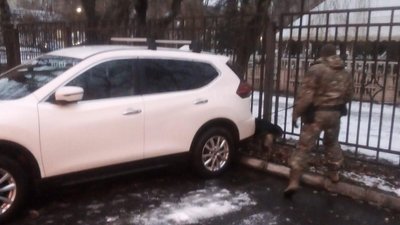У Харкові шукають вибухівку у двох супермаркетах та будівлі суду