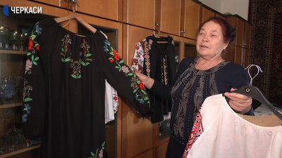 "Я знаходжу 5-10 хвилин і починаю шити", - майстриня Катерина Безугла "Я знаходжу 5-10 хвилин і починаю шити", - майстриня Катерина Безугла