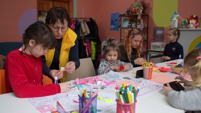 Освіта у Херсоні. Як у місті під щоденними обстрілами організували навчання дітей Освіта у Херсоні. Як у місті під щоденними обстрілами організували навчання дітей