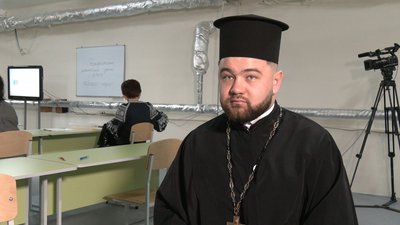 Тарас Дідик, священник Православної церкви України у Великих Вікнинах Тарас Дідик, священник Православної церкви України у Великих Вікнинах