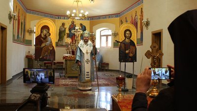 Де харків'янам дивитися трансляції Великодньої служби
