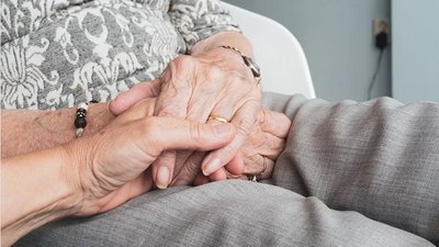 Пенсії проіндексують у вересні. Як зміняться виплати
