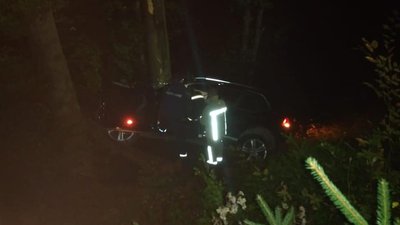 ДТП на Прикарпатті: двоє загинуло, троє - в лікарні ДТП на Прикарпатті: двоє загинуло, троє - в лікарні