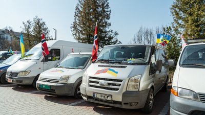 Авто з Норвегії для бійців