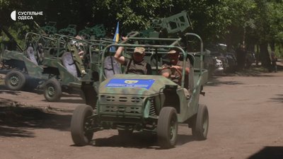 "Відновлюємо та відправляємо на передову": українські військові отримають багі, пікапи та трофейну техніку "Відновлюємо та відправляємо на передову": українські військові отримають багі, пікапи та трофейну техніку