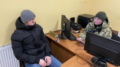 Двічі купував підроблені документи: на Вінниччині чоловік намагався нелегально виїхати за кордон