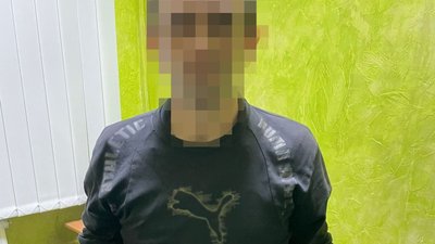 Обвинувачений під час затримання