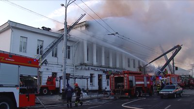 Рік після пожежі у будинку дворянського зібрання у Полтаві: що відомо Рік після пожежі у будинку дворянського зібрання у Полтаві: що відомо