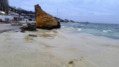 Забруднення узбережжя Чорного моря