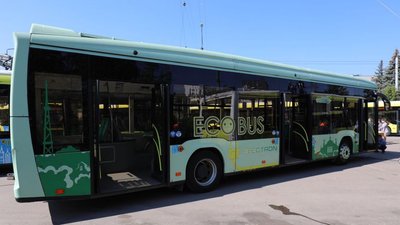Впродовж трьох років для Львова планують закупити 250 електробусів Впродовж трьох років для Львова планують закупити 250 електробусів