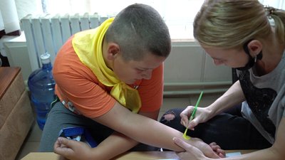 Херсонська бібліотека створила проєкти для дітей та молоді на літніх канікулах Херсонська бібліотека створила проєкти для дітей та молоді на літніх канікулах