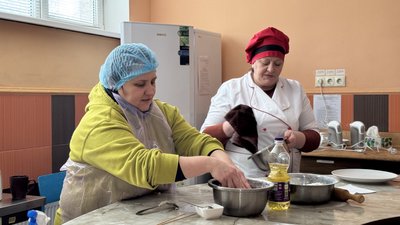 Їжа, столовка, готовка, кухня