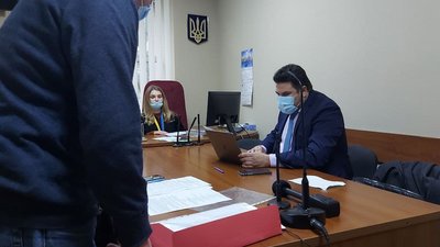 Добкін вимагає перерахунку голосів на 132 виборчих дільницях — адвокат Добкін вимагає перерахунку голосів на 132 виборчих дільницях — адвокат