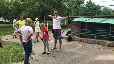 У Луцьку затопило приміщення, де тренуються стрілки з луку