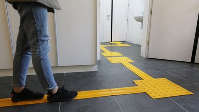 У Львові відкрили інклюзивну бібліотеку — Сенсотеку