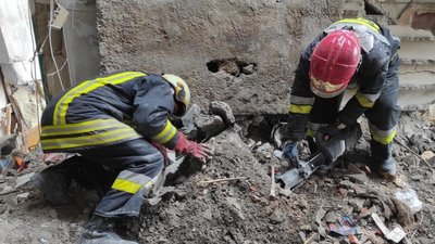 У Чернігові знайшли ще тіла трьох загиблих від авіаударів