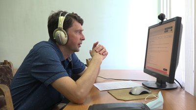 Культура мови, читання, письмо та говоріння: у Чернігові держслужбовці склали іспит Культура мови, читання, письмо та говоріння: у Чернігові держслужбовці склали іспит