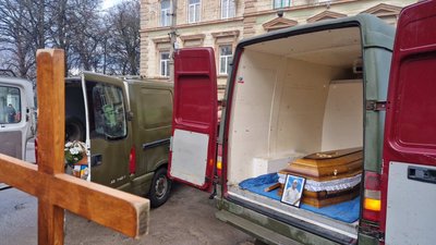 На Тернопільщині попрощалися із загиблими військовослужбовцями