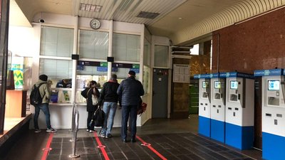 У Києві запрацювало метро У Києві запрацювало метро