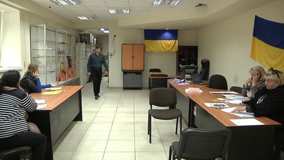 У Запоріжжі працює інформаційно-гуманітарний центр для бердянців У Запоріжжі працює інформаційно-гуманітарний центр для бердянців