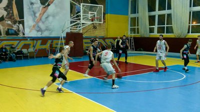 Одна з ігор БК "Чернігів" Одна з ігор БК "Чернігів"
