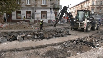 Львів'янам обіцяють компенсувати шкоду через цілодобовий ремонт на перехресті Бандери – Городоцька
