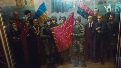 Ікона з українськими воїнами: на Рівненщині очільник ПЦУ Епіфаній освятив образ, написаний військовим