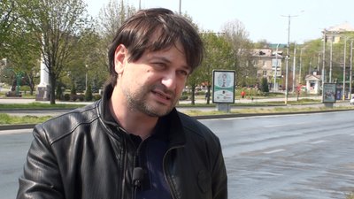 У Запоріжжі з’явилися сітілайти із закликами підтримати лікарів та залишатися вдома У Запоріжжі з’явилися сітілайти із закликами підтримати лікарів та залишатися вдома