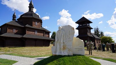 На Черкащині відкрили меморіальний комплекс Герою України Олександру Мацієвському