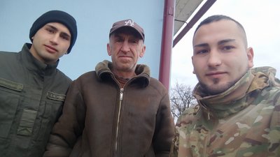 "Уп'ятьох перемогли 36 росіян". Історія воїна 77 батальйону 102 бригади з Франківщини Миколи Кавацюка "Уп'ятьох перемогли 36 росіян". Історія воїна 77 батальйону 102 бригади з Франківщини Миколи Кавацюка
