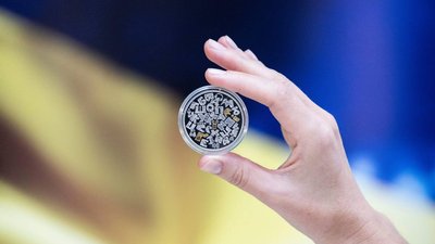 НБУ випустив пам’ятну монету "Українська мова" НБУ випустив пам’ятну монету "Українська мова"