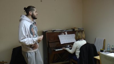 "Дисбактеріоз у нашому творчому тілі". Актори Франківського драмтеатру про роботу під час локдауну "Дисбактеріоз у нашому творчому тілі". Актори Франківського драмтеатру про роботу під час локдауну