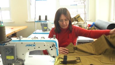 На вінницькому підприємстві шиють розвантажувальні жилети та сумки На вінницькому підприємстві шиють розвантажувальні жилети та сумки
