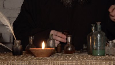 За експонати — труни: що чекає відвідувачів у підземеллі в монастирі на Черкащині За експонати — труни: що чекає відвідувачів у підземеллі в монастирі на Черкащині