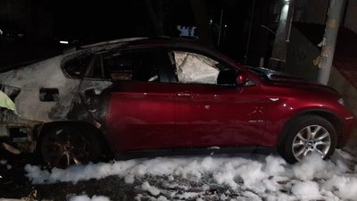 Три автівки пошкоджені вогнем у Миколаївські області за добу