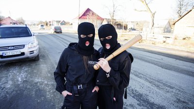 "Маланка була і за союзу, і в пандемію". Репортаж з наймасштабнішої на Буковині переберії "Маланка була і за союзу, і в пандемію". Репортаж з наймасштабнішої на Буковині переберії