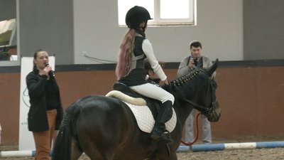 Риссю і галопом. У Франківську пройшли дитячі змагання з кінного спорту Риссю і галопом. У Франківську пройшли дитячі змагання з кінного спорту
