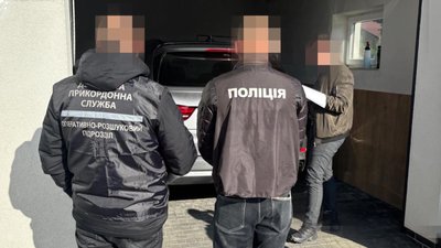 Затримання на Волині, реєстрували на чоловіків чужих дітей