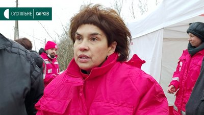 Харків'яни привезли продукти евакуйованим з Китаю Харків'яни привезли продукти евакуйованим з Китаю